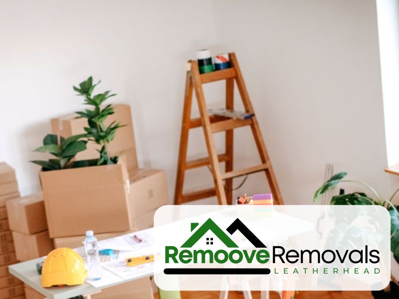 KT22 Leatherhead student removals Surrey